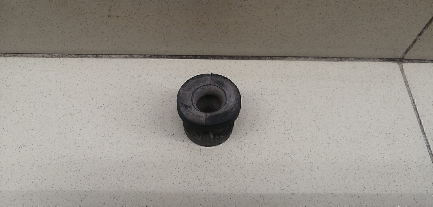 Подушка радиатора FORD Fusion 2002-2012