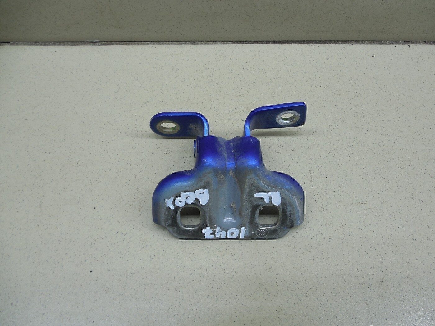 Петля двери задней Chevrolet Aveo (T300) 2011>