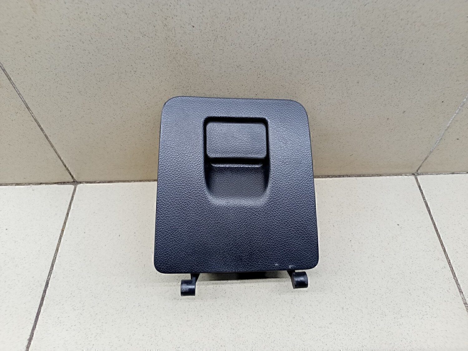 Крышка блока предохранителей Chevrolet Cruze 2009-2016