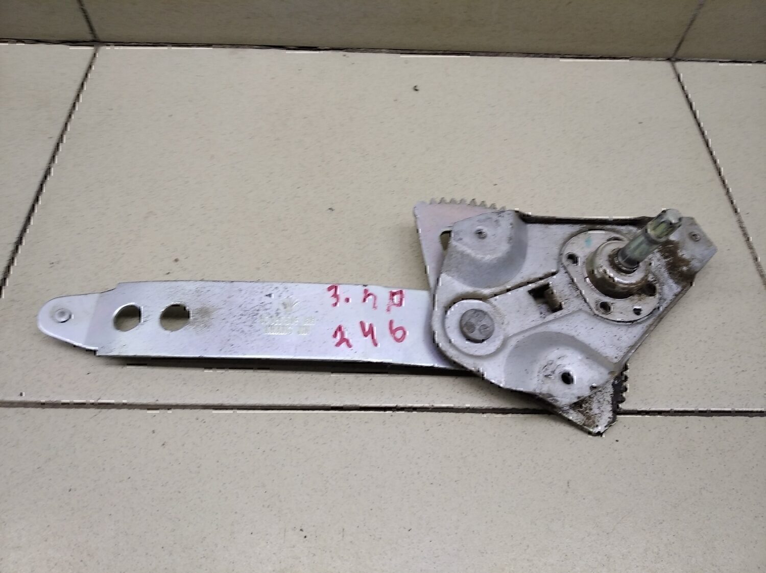 Стеклоподъемник механ. задний правый DAEWOO Nexia 1995-2016