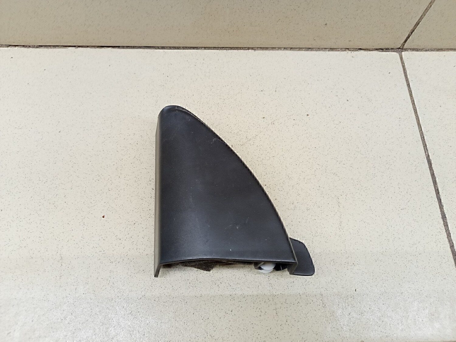 Крышка зеркала внутренняя левая Chevrolet Cruze 2009-2016