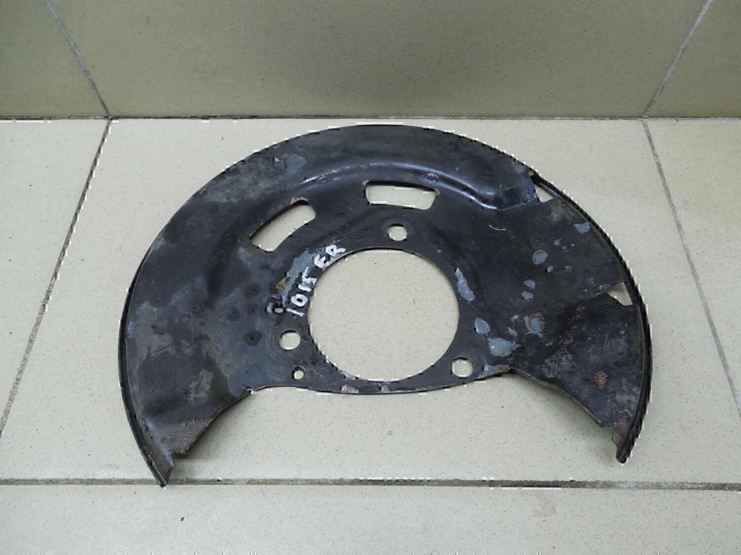 Пыльник тормозного диска Chevrolet Cruze 2009-2016