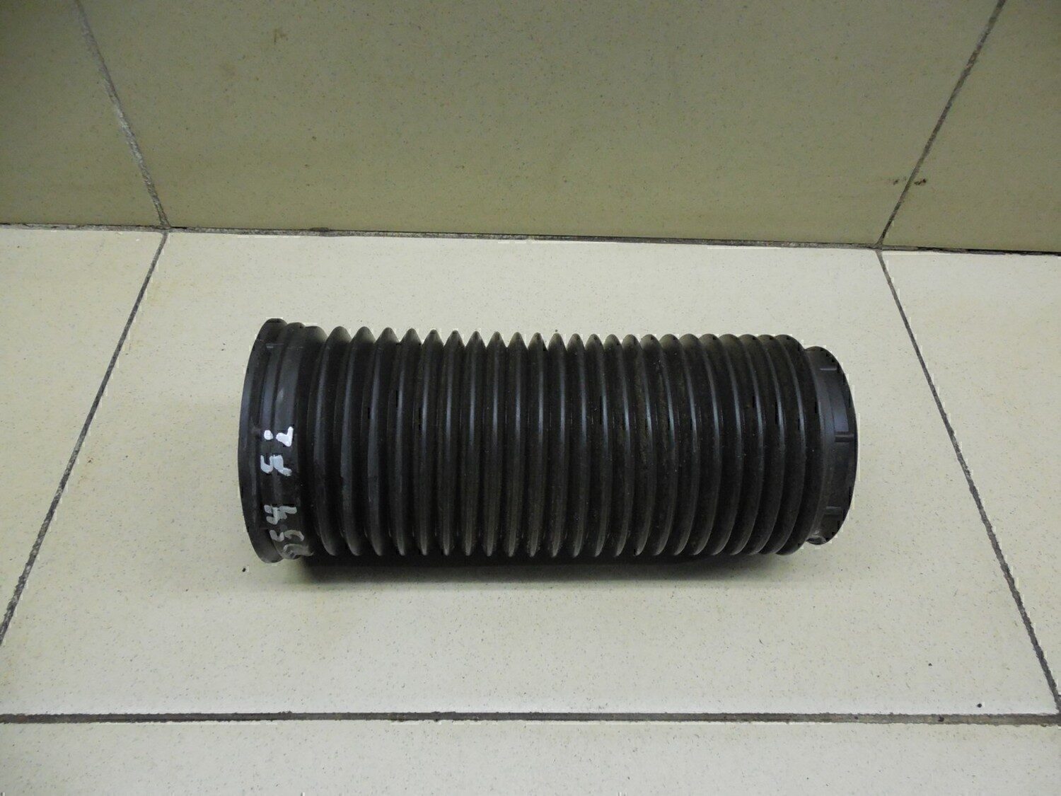 Пыльник переднего амортизатора FORD Transit 2014>