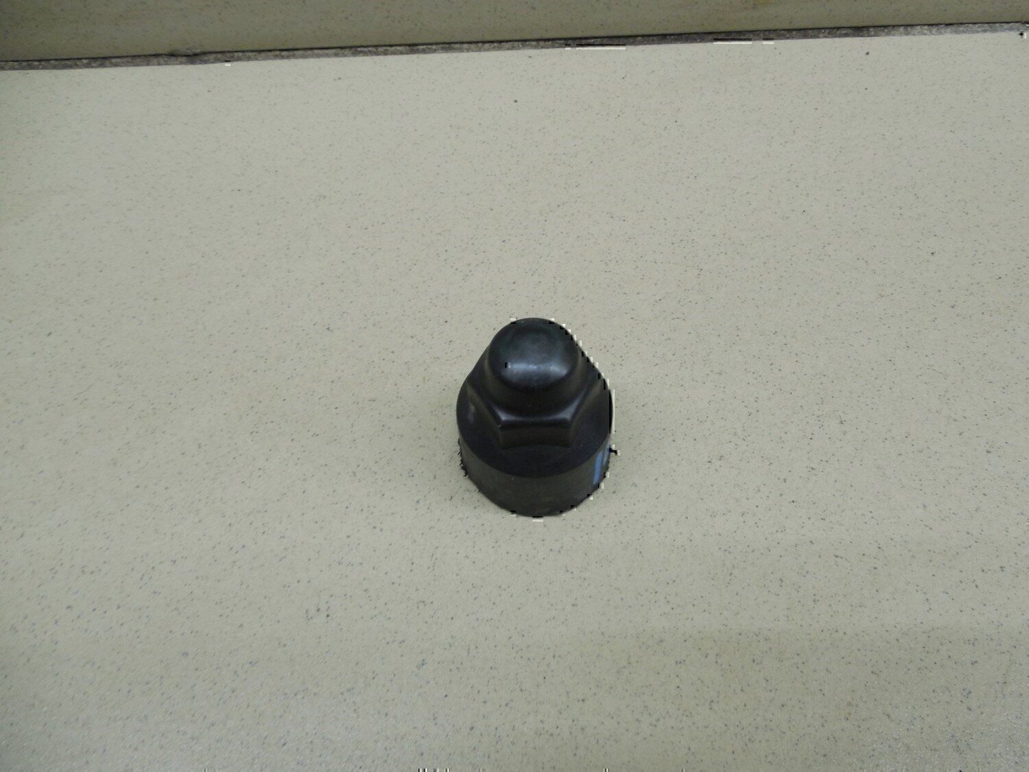 Колпачок колёсного болта FORD Transit 2014>