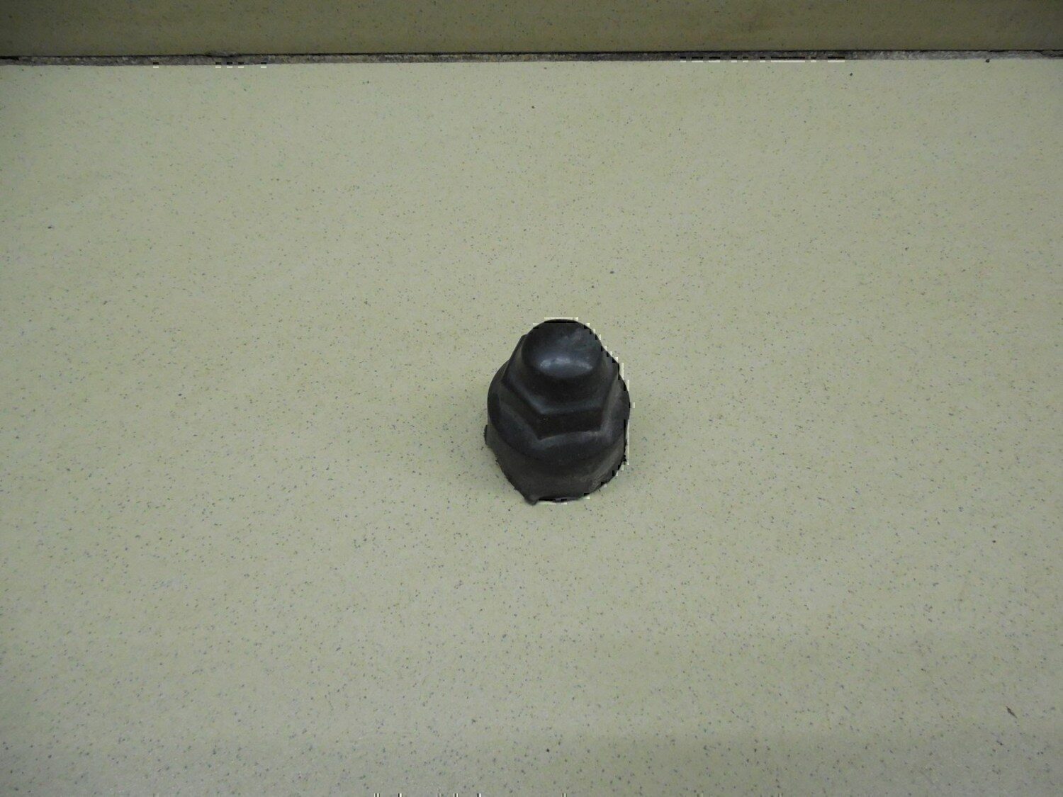 Колпачок колёсного болта FORD Transit 2014>