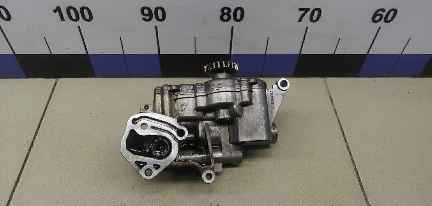 Насос масляный Audi Passat [B6] 2005-2010