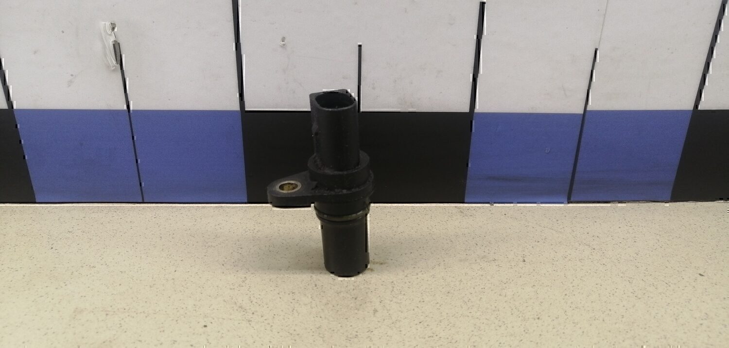 Датчик положения коленвала VW Tiguan 2011-2016