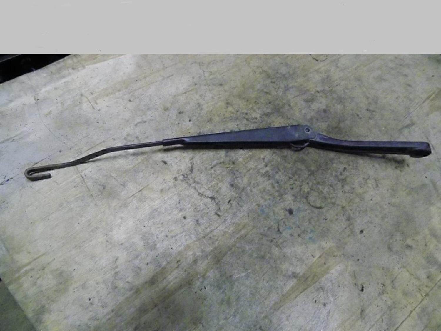 Поводок стеклоочистителя переднего DAEWOO Nexia 1995-2016