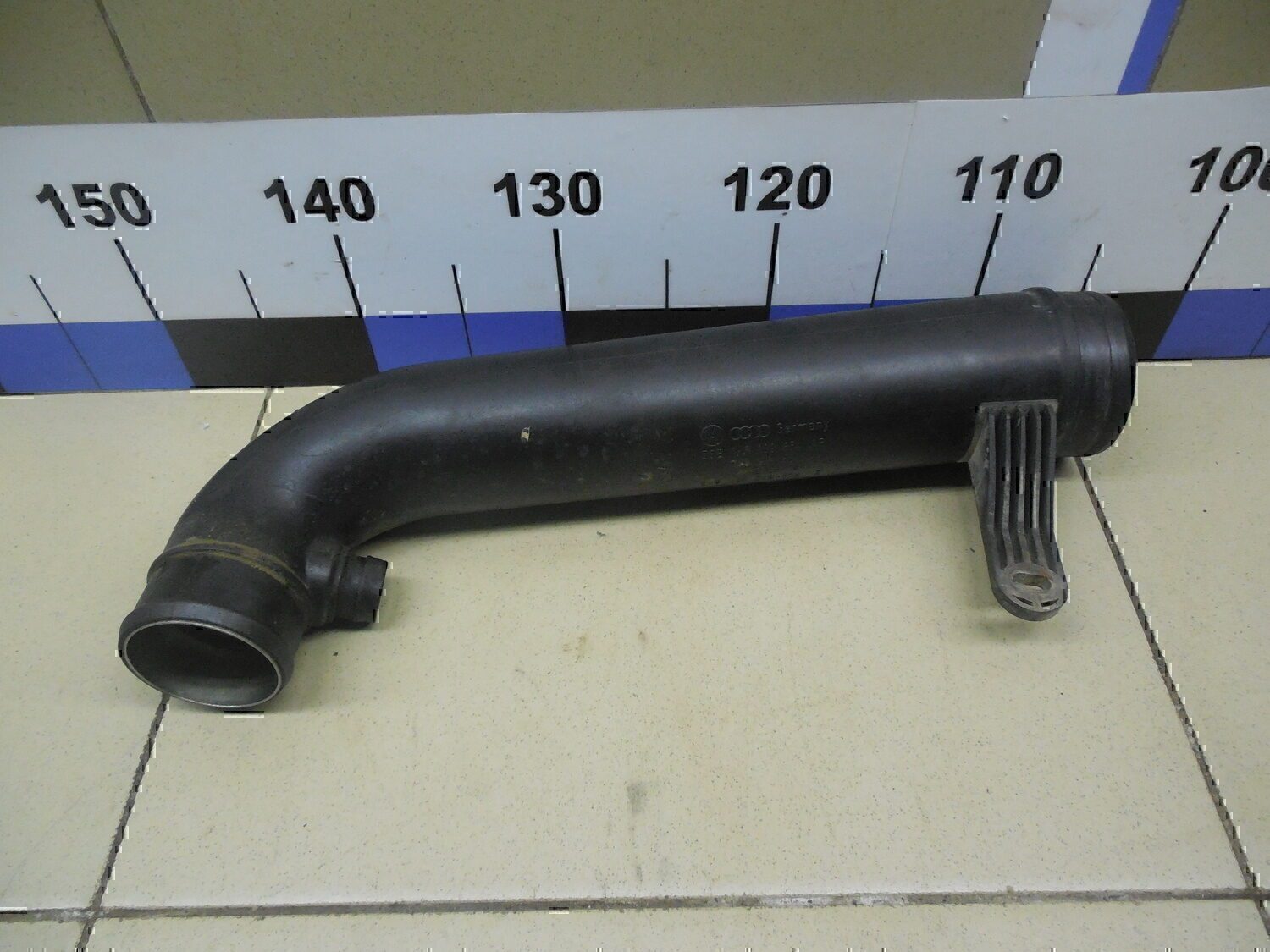 Патрубок воздушного фильтра VW Passat [B6] 2005-2010