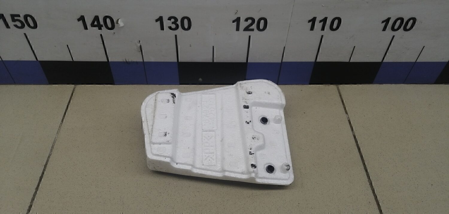 Обшивка двери передней левой TOYOTA RAV 4 2013-2019