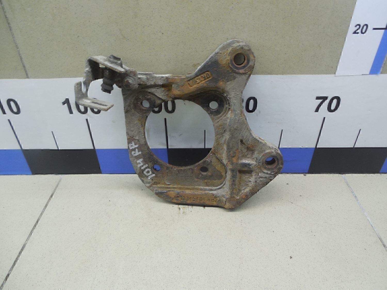 Скоба суппорта заднего Chevrolet Cruze 2009-2016