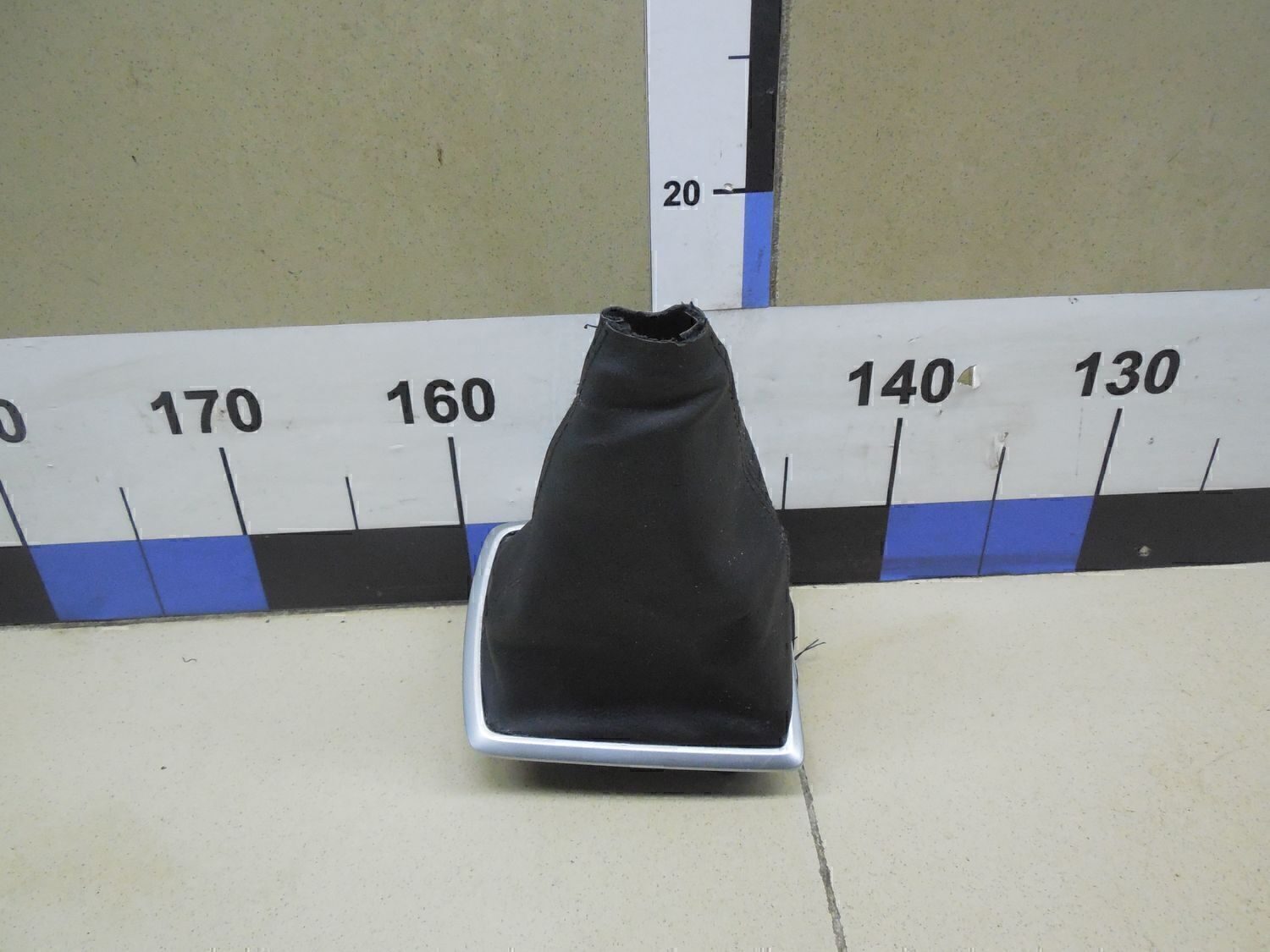 Чехол кулисы FORD Focus II 2005-2008