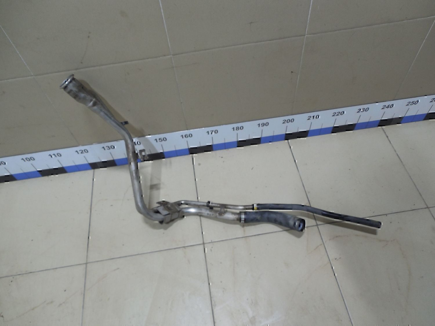 Горловина топливного бака FORD Focus II 2005-2008