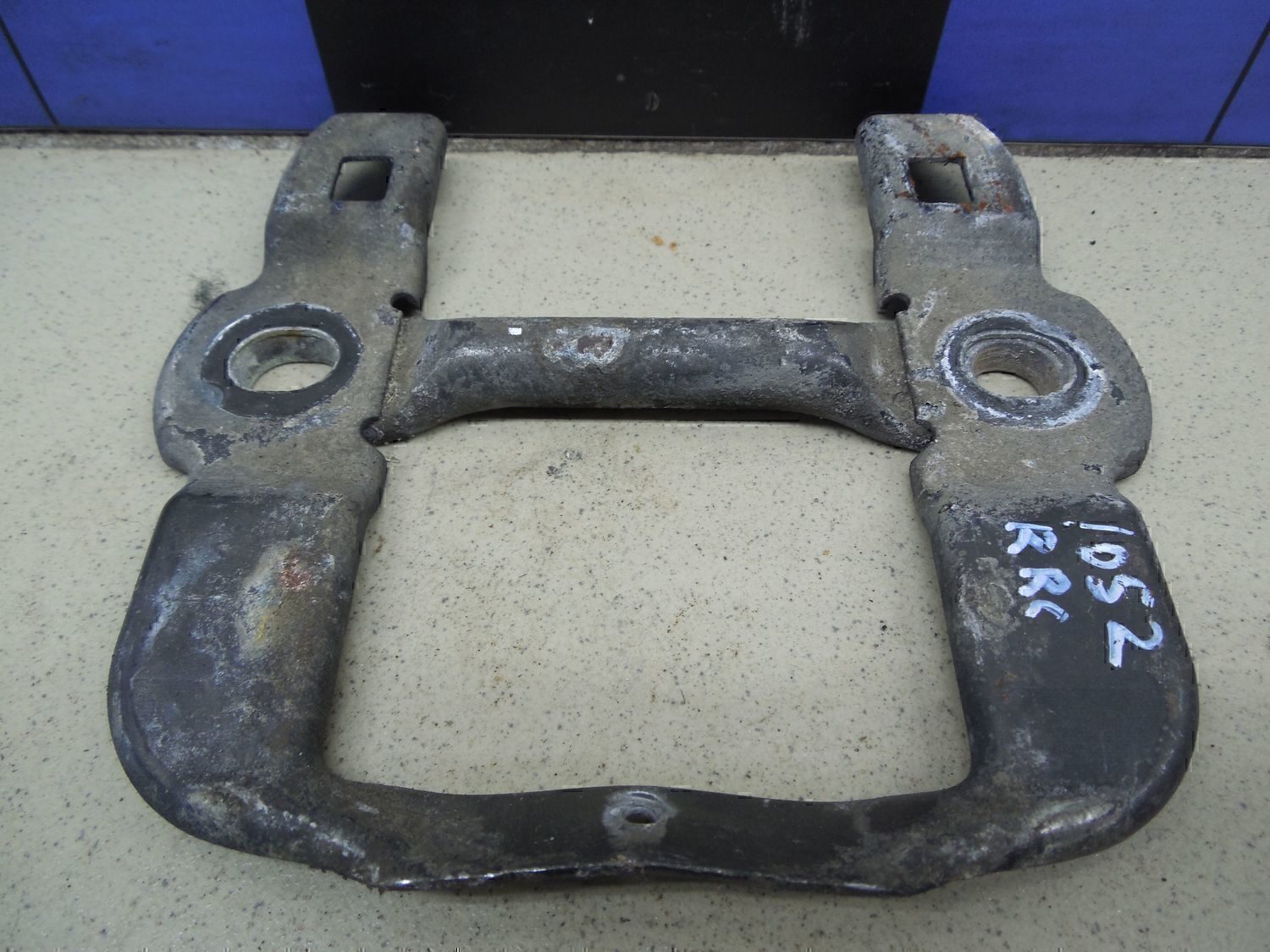 Направляющая сиденья TOYOTA Land Cruiser (100) 1998-2007