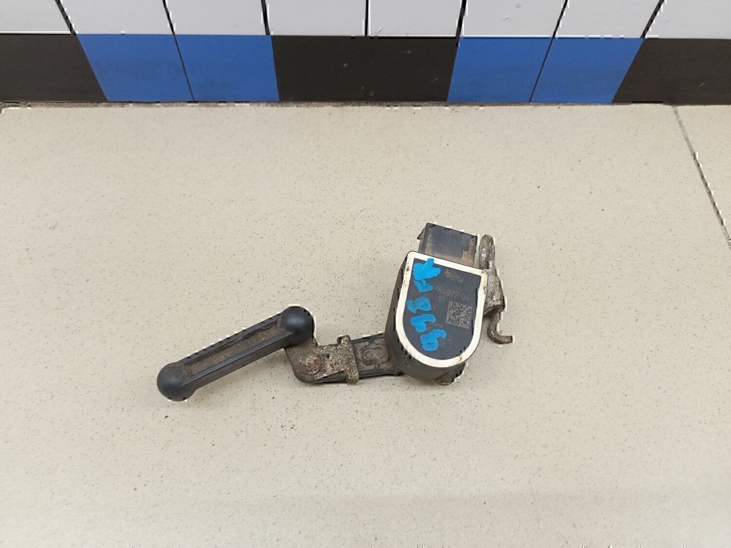 Датчик регулировки дорож. просвета BMW 1-серия F20/F21 2011>