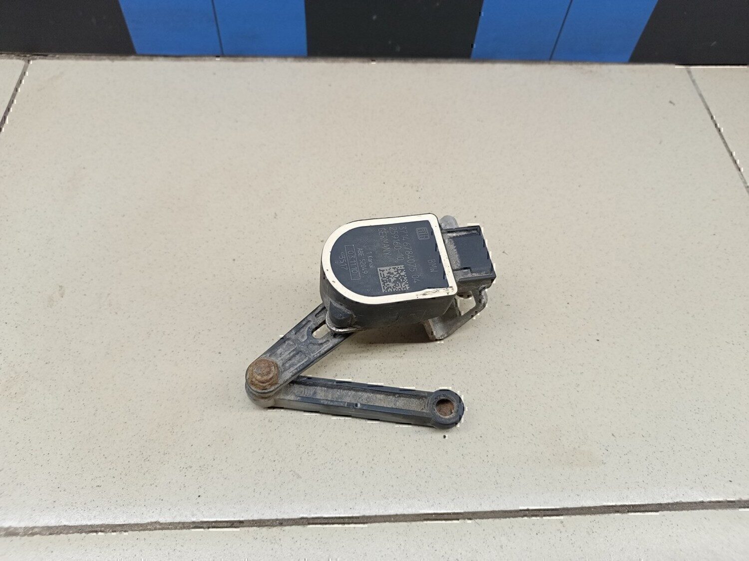 Датчик регулировки дорож. просвета BMW 1-серия F20/F21 2011>