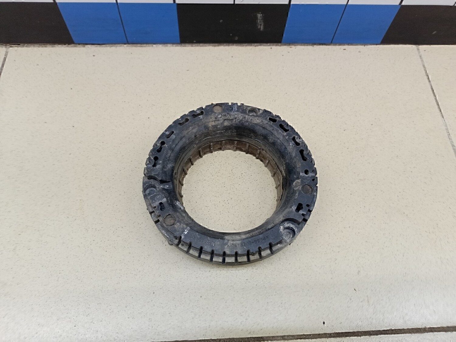 Проставка под переднюю пружину BMW 5-серия F10/F11 2009>