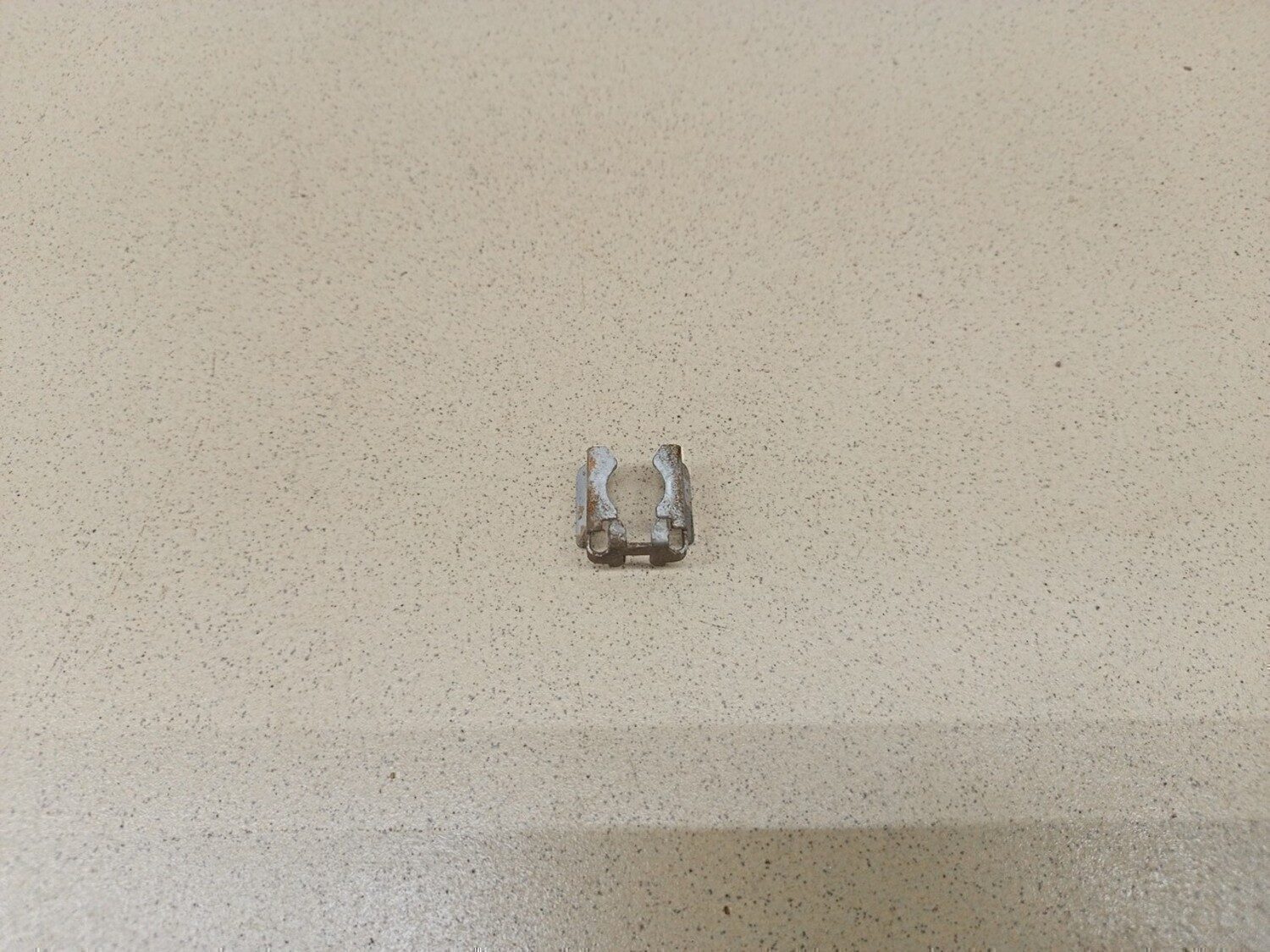 Кронштейн форсунки INFINITI Almera N16 2000-2006