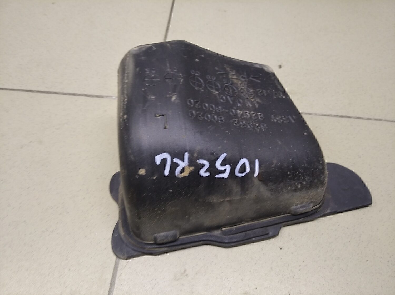 Решетка вентиляционная TOYOTA Land Cruiser (100) 1998-2007