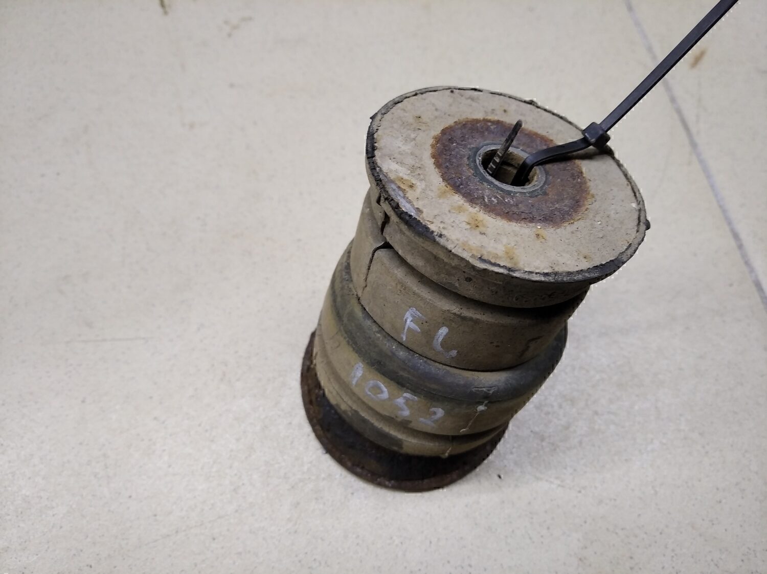 Подушка (опора эластичная) TOYOTA Land Cruiser (100) 1998-2007