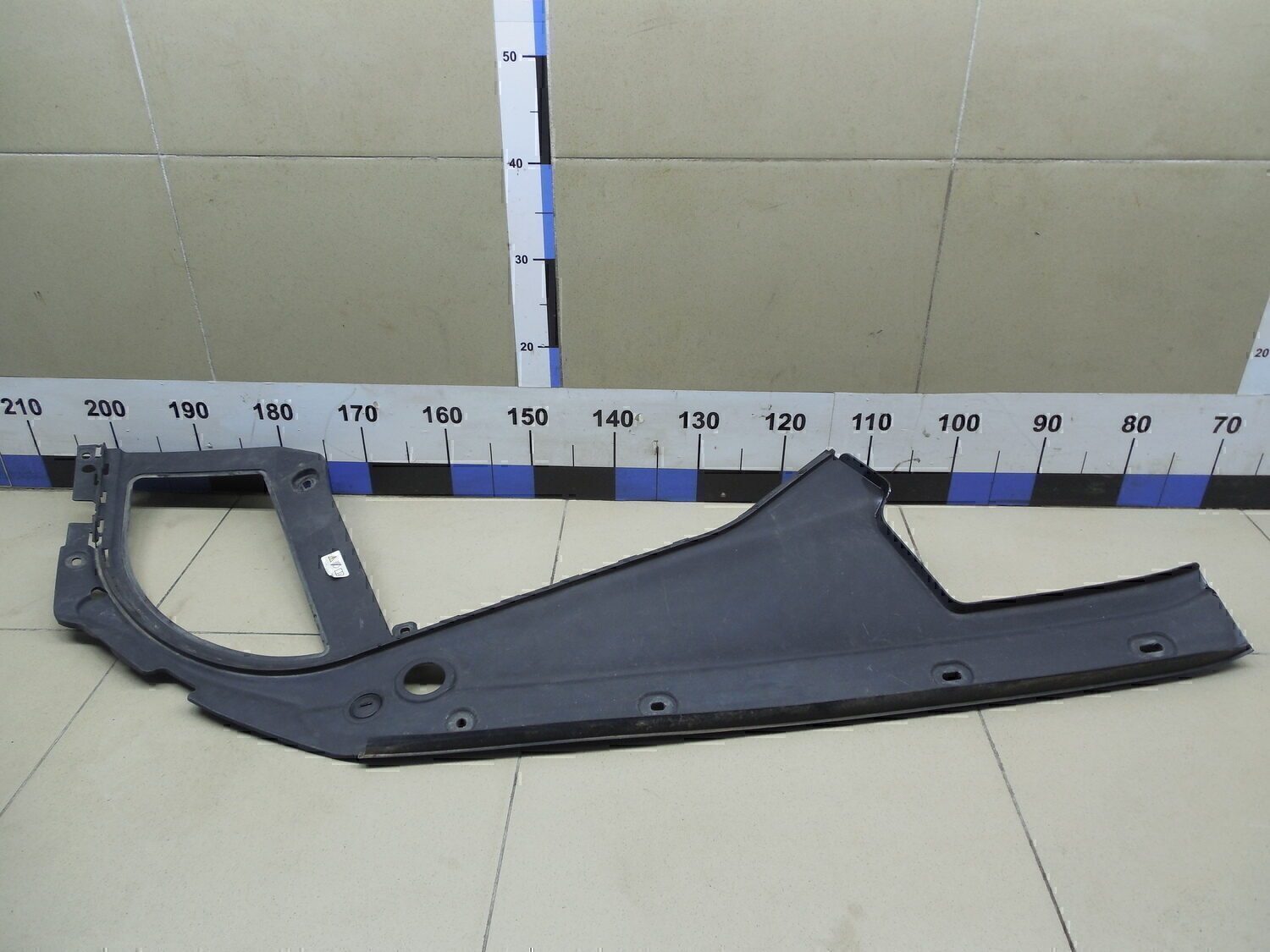 Кожух замка капота BMW 5-serie GT F07 2009-2016