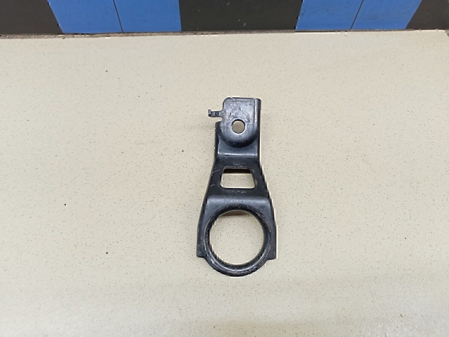 Кронштейн радиатора TOYOTA RAV 4 2013-2019