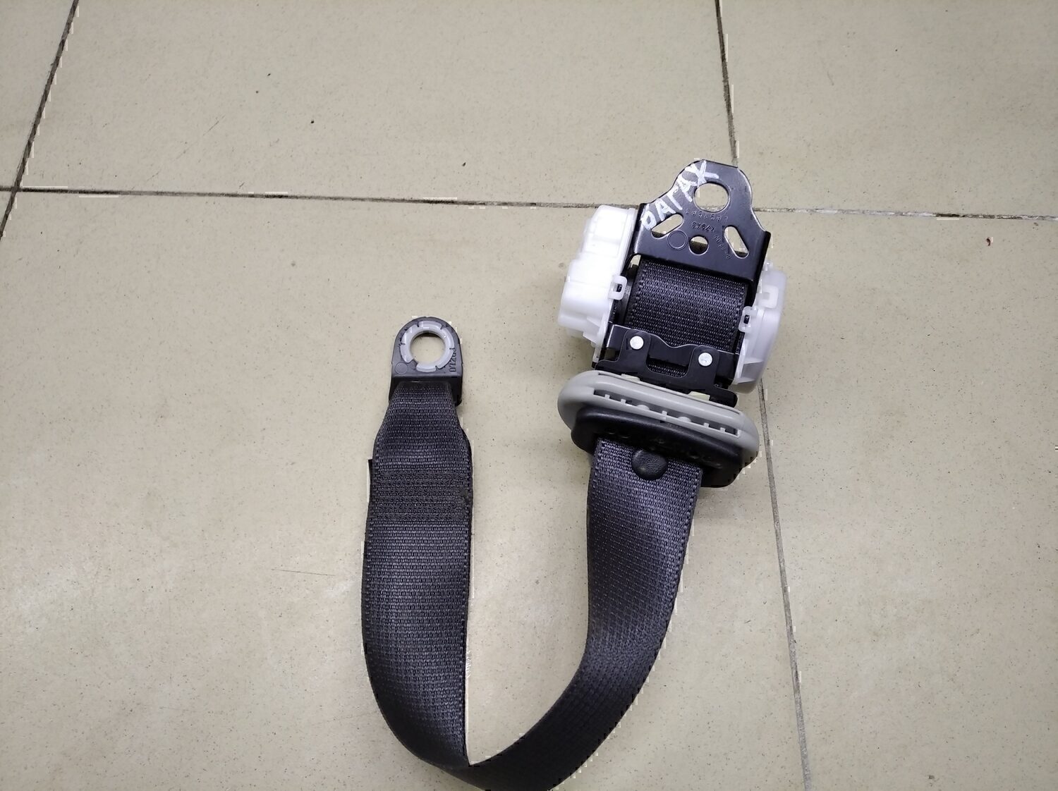 Ремень безопасности TOYOTA Fortuner 2015>