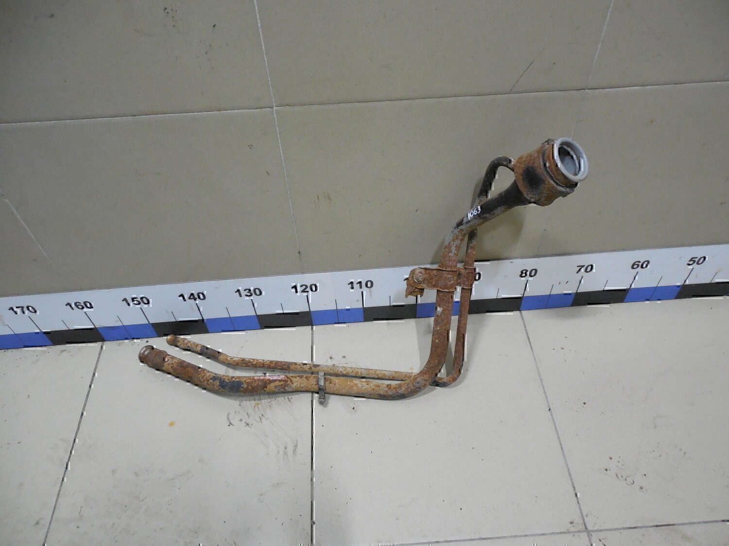 Горловина топливного бака FORD Fusion 2002-2012