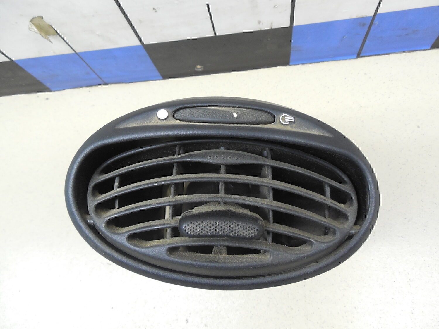 Дефлектор воздушный FORD Focus I 1998-2004