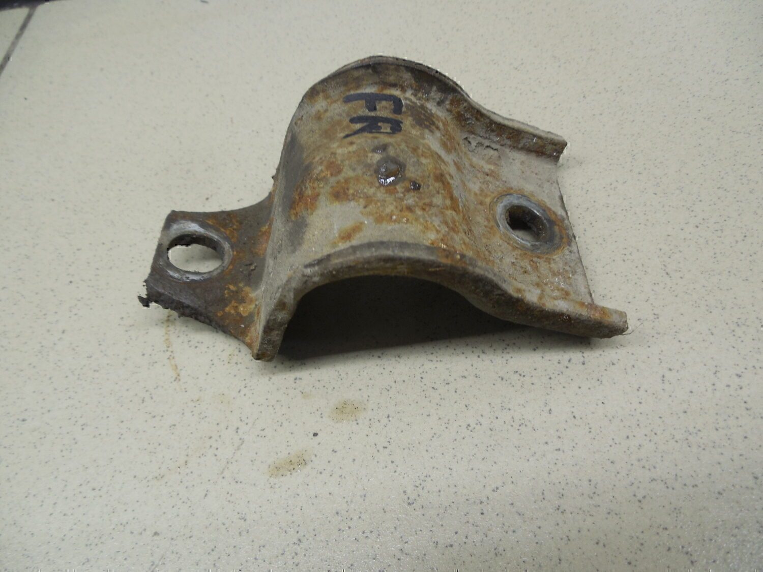 Кронштейн (п.п.к.) FORD Focus I 1998-2004