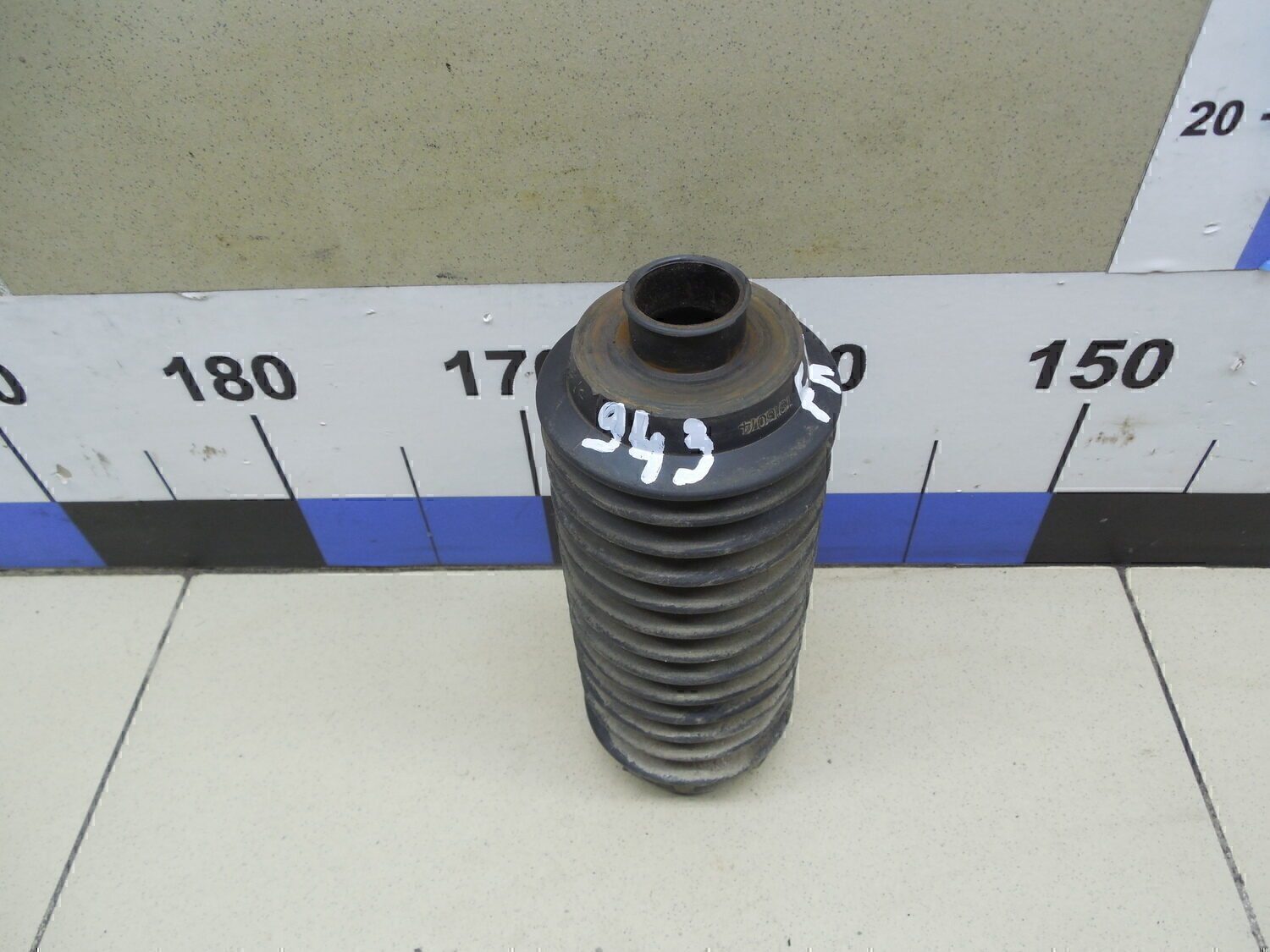 Пыльник переднего амортизатора FORD Focus I 1998-2004