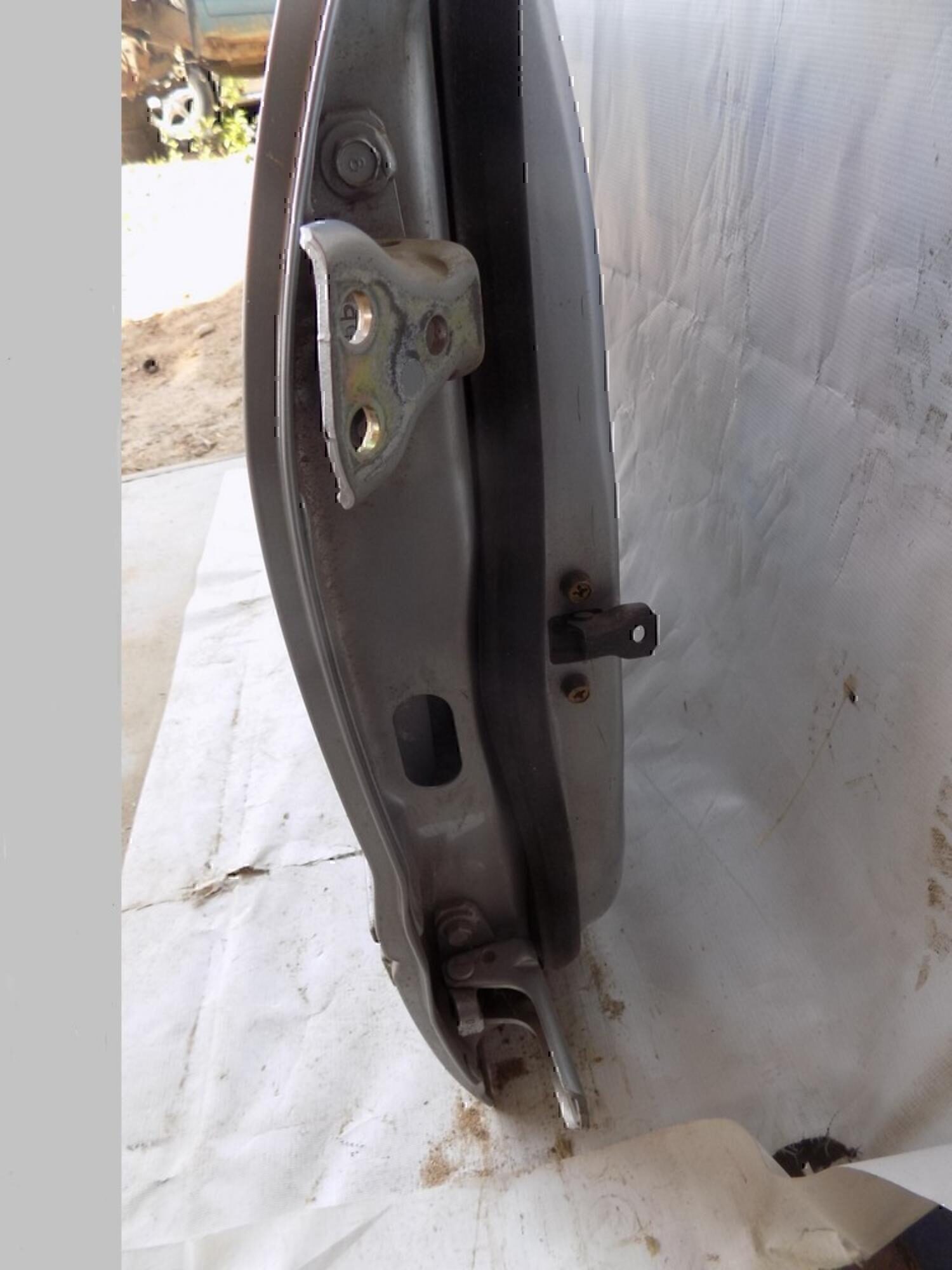 Ограничитель двери MITSUBISHI Lancer (CS/Classic) 2003-2006