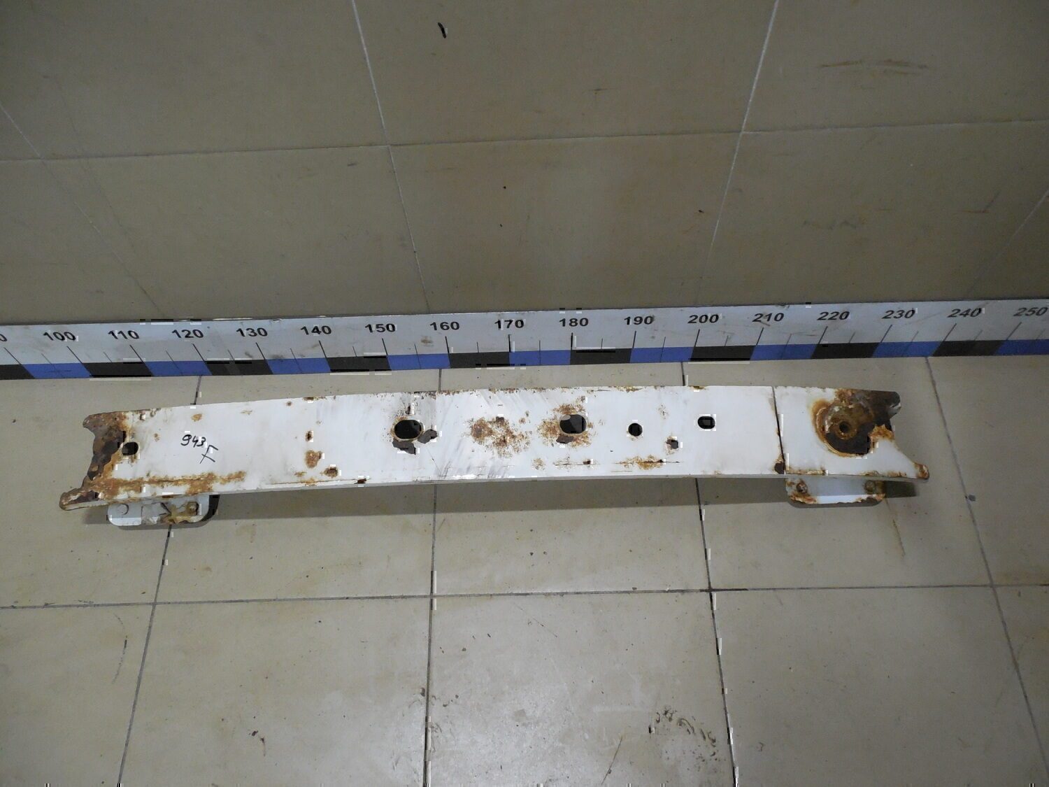 Усилитель переднего бампера FORD Focus I 1998-2004