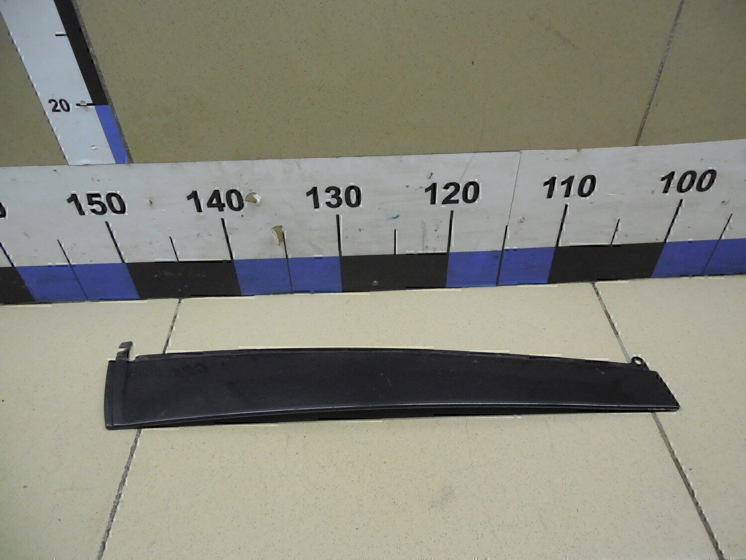 Накладка двери передней левой FORD Focus I 1998-2004