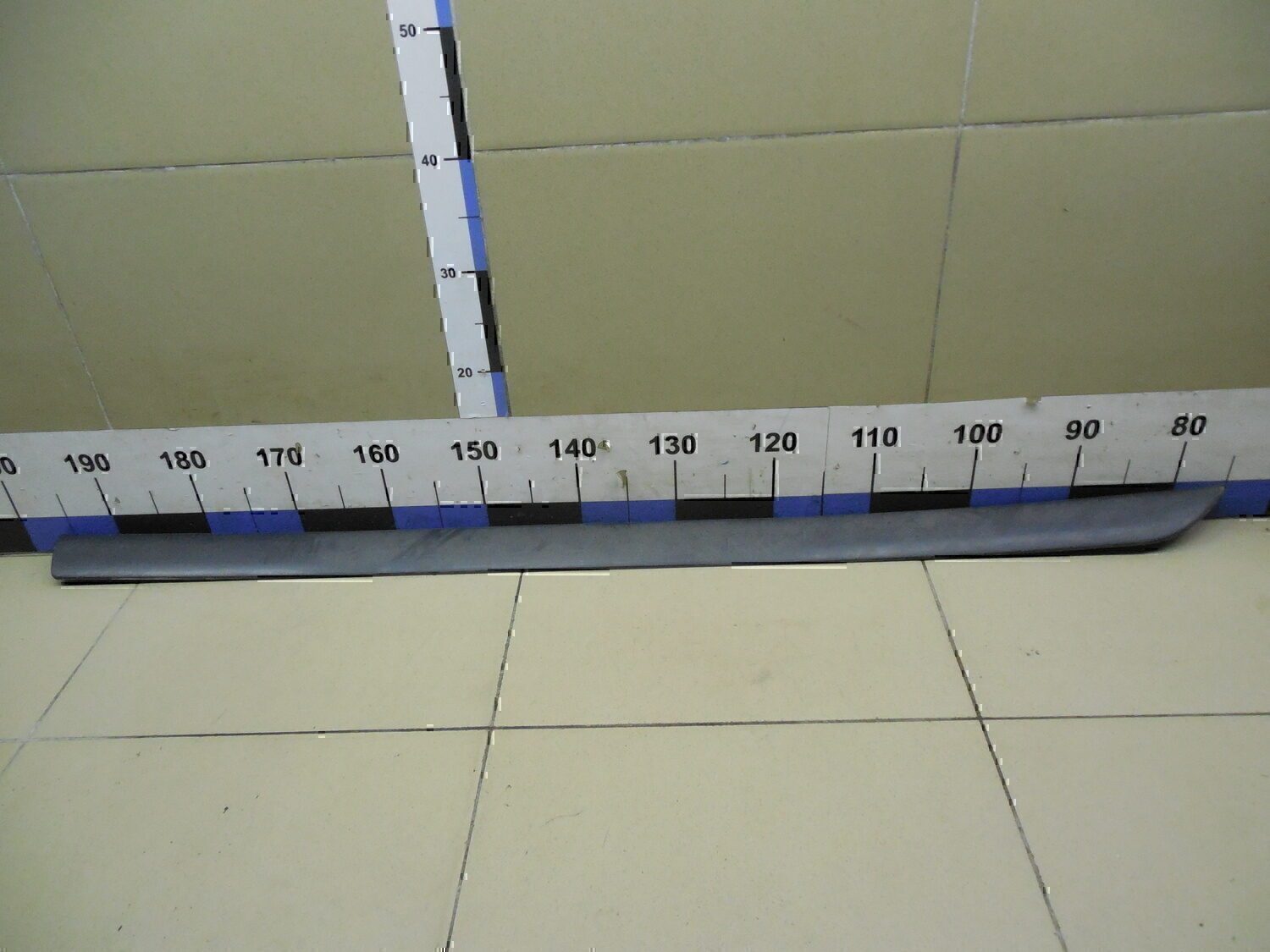 Молдинг передней правой двери FORD Focus I 1998-2004