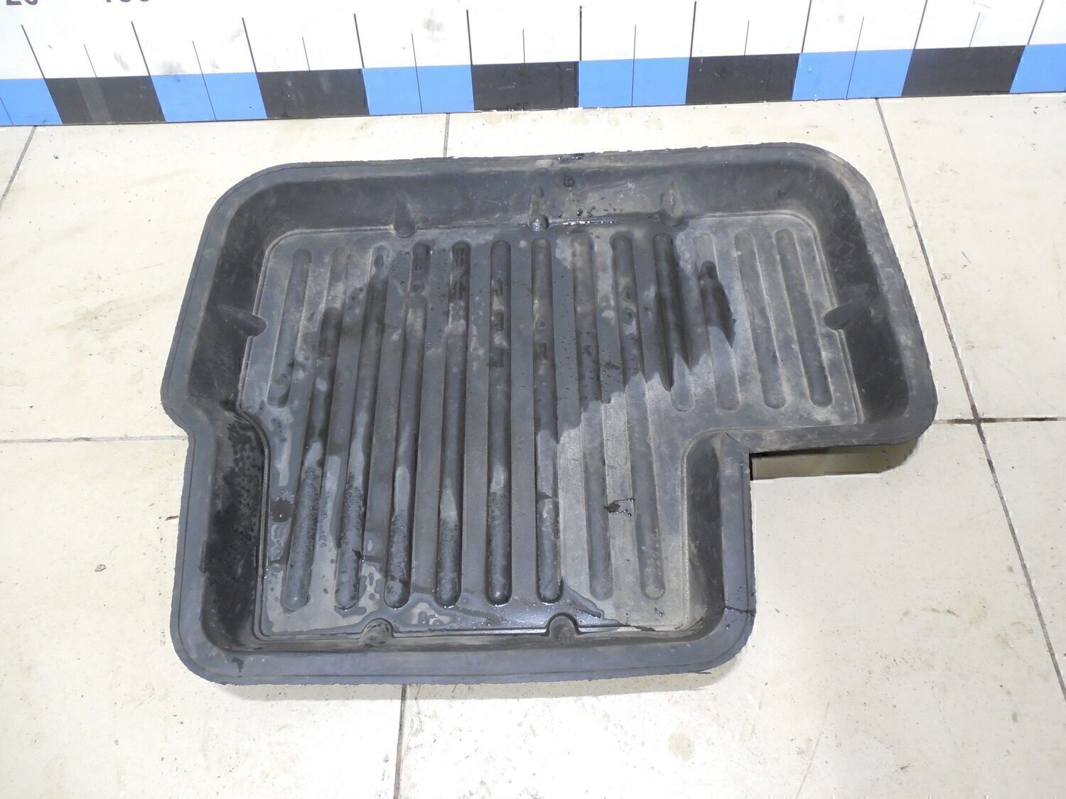 Коврик салона VAZ Lada Granta 2011>