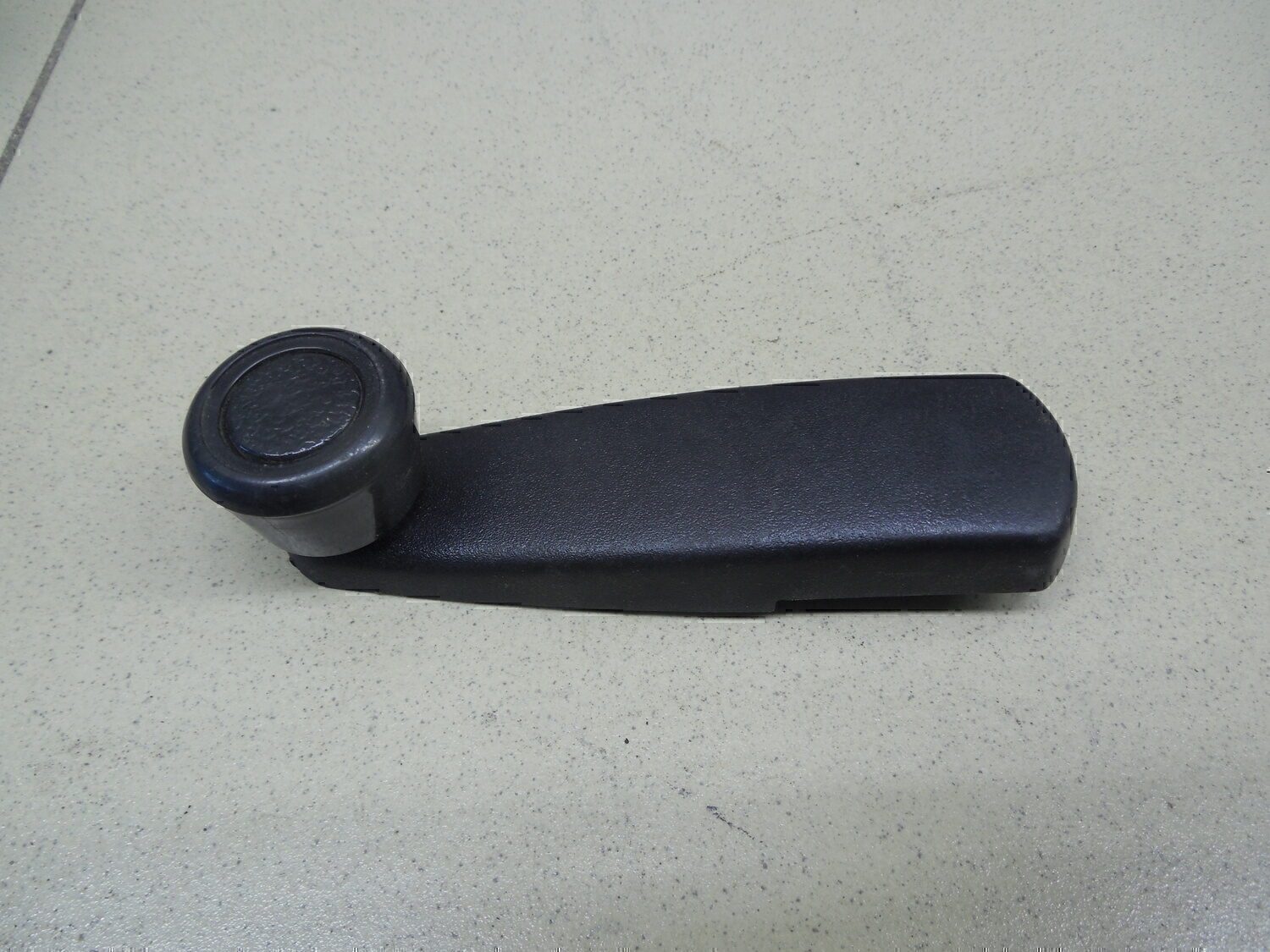 Ручка стеклоподъемника VAZ Lada Granta 2011>