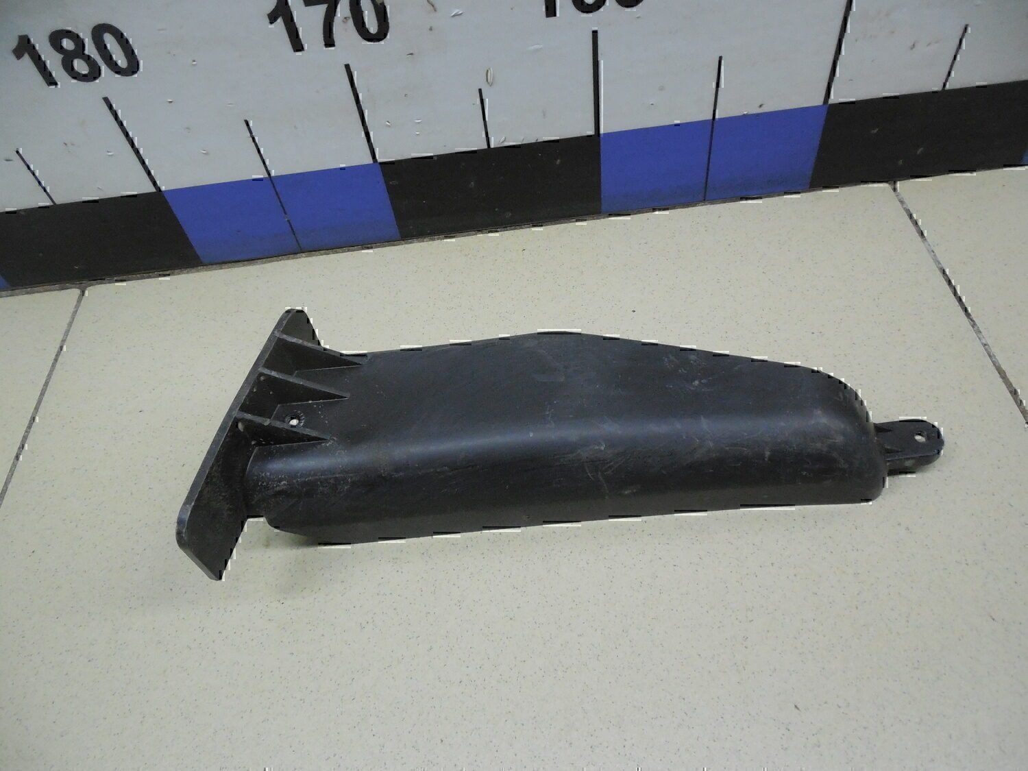 Накладка (кузов внутри) VAZ Lada Granta 2011>