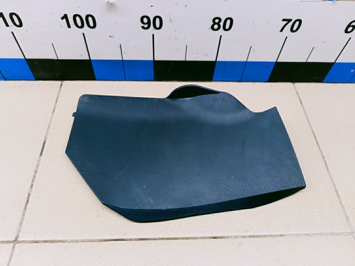 Накладка (кузов внутри) TOYOTA RAV 4 2013-2019