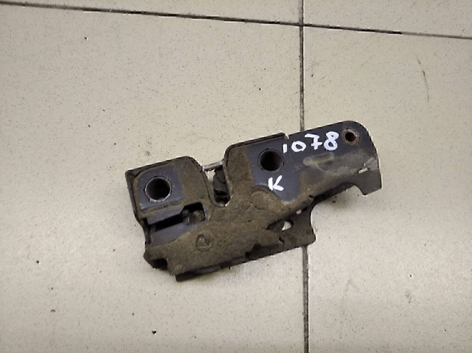 Замок капота SKODA Octavia (A5 1Z-) 2004-2013