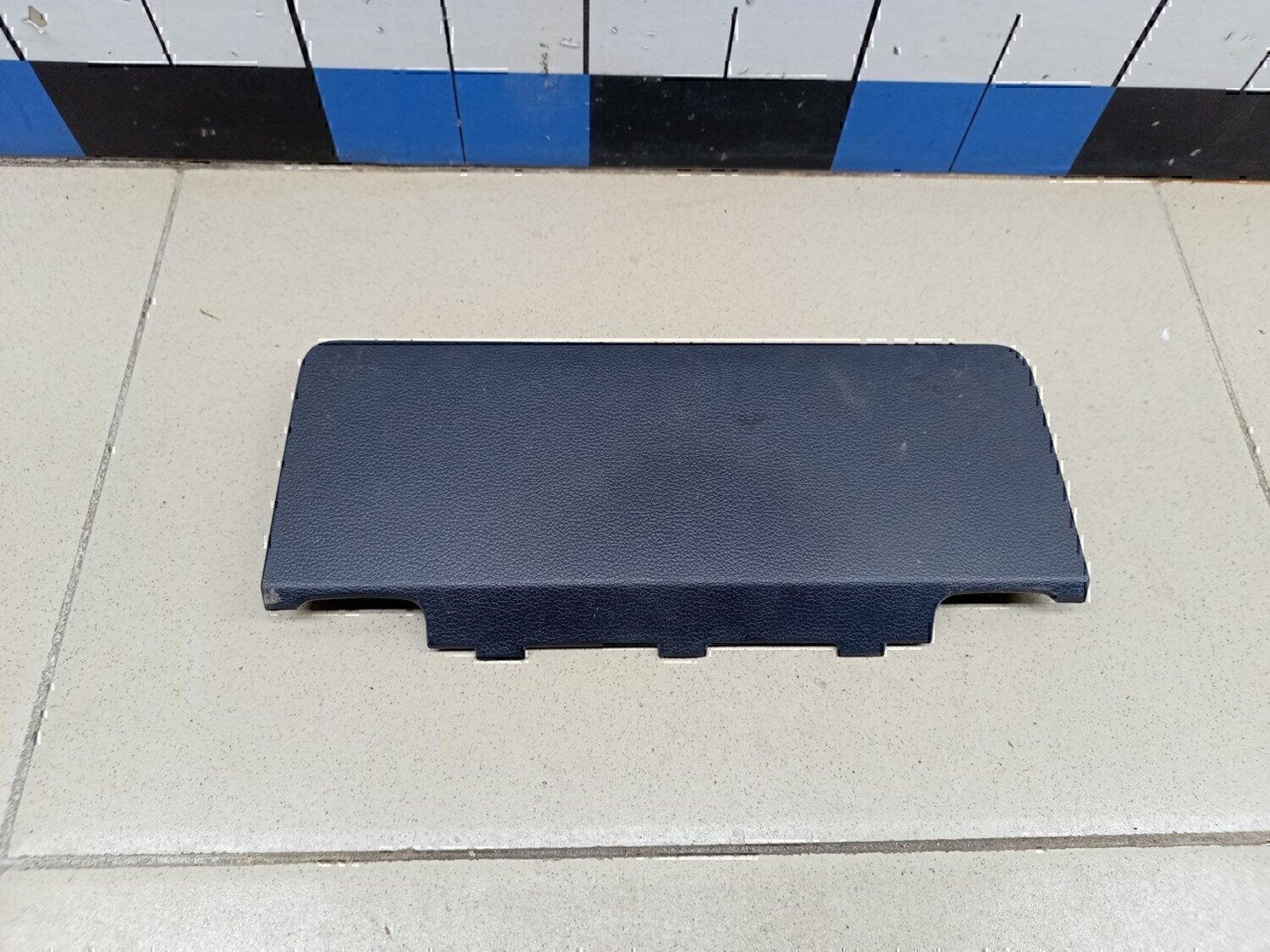 Оригинальный номер: 6RU857506B82V. 