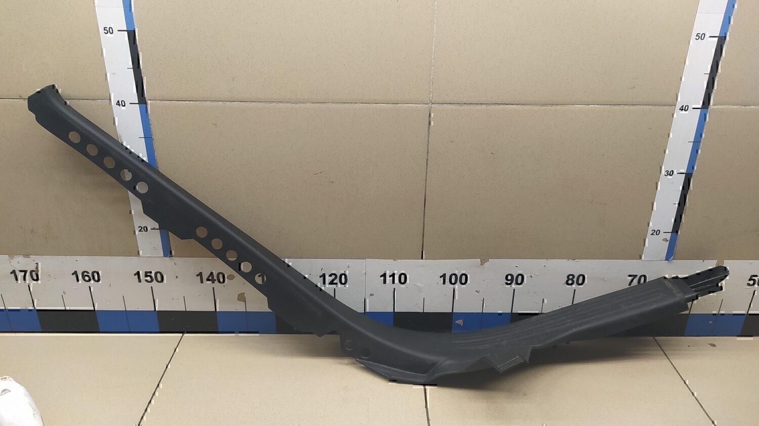 Накладка порога (внутренняя) Audi A6 [C6,4F] 2005-2011