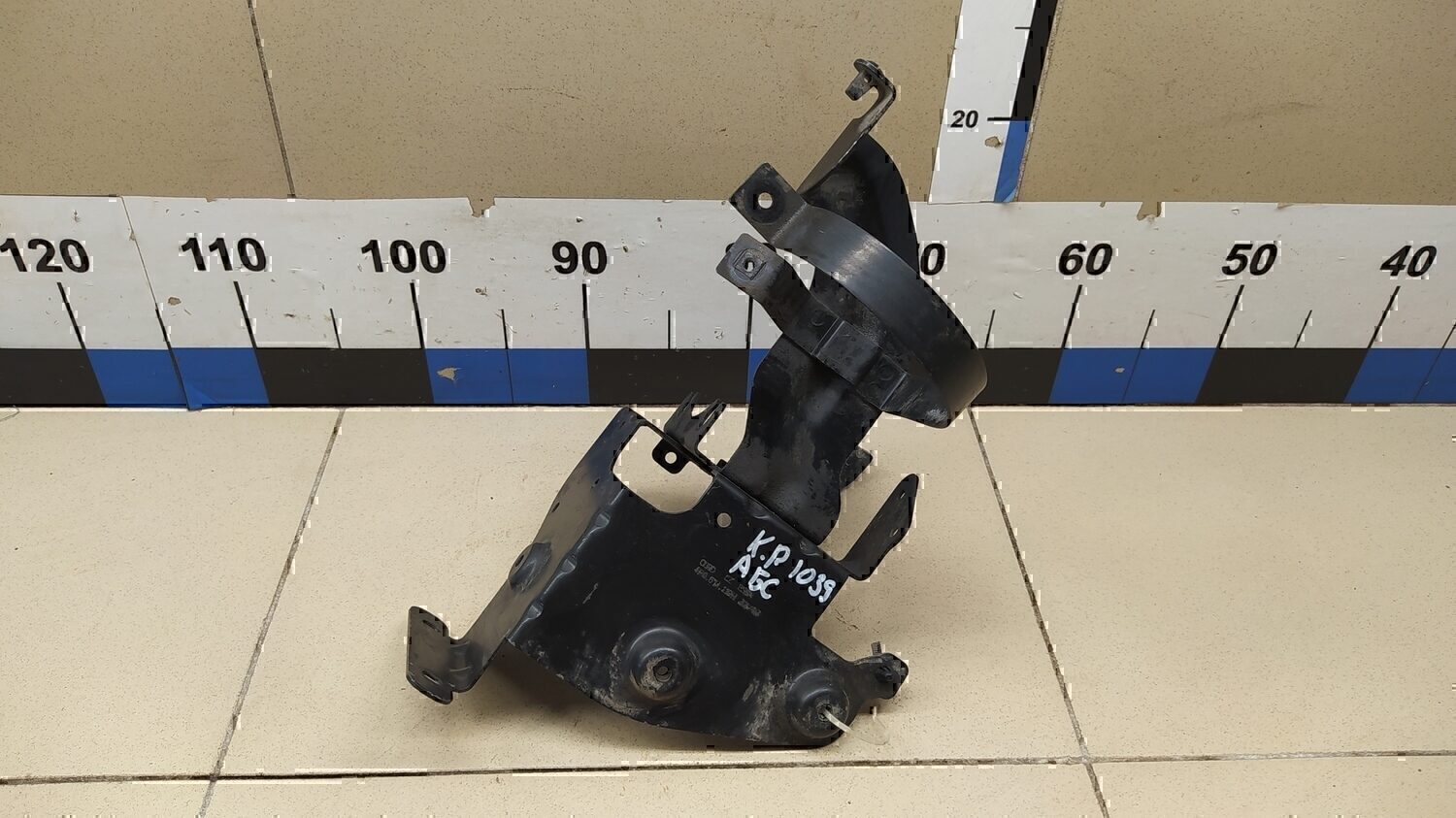 Кронштейн блока ABS (насос) Audi A6 [C6,4F] 2005-2011