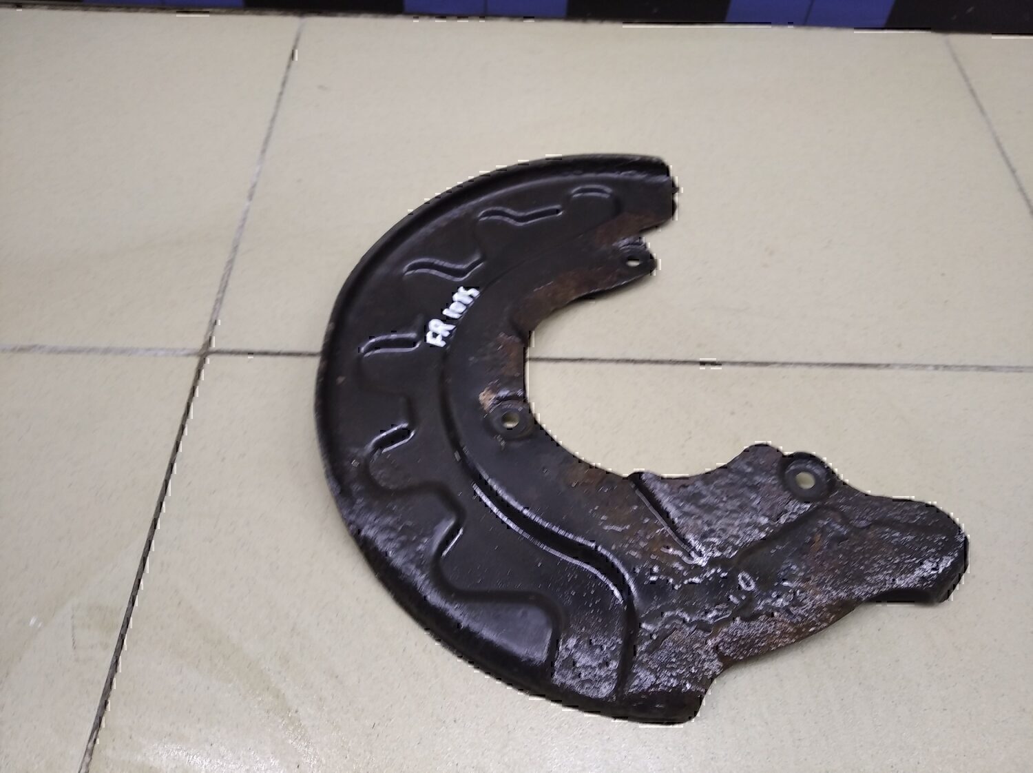 Пыльник тормозного диска VW Polo (Sed RUS) 2011>