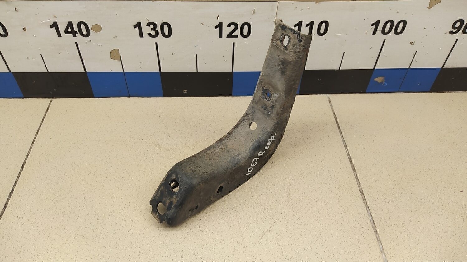 Кронштейн подножки TOYOTA Land Cruiser (150)-Prado 2009>