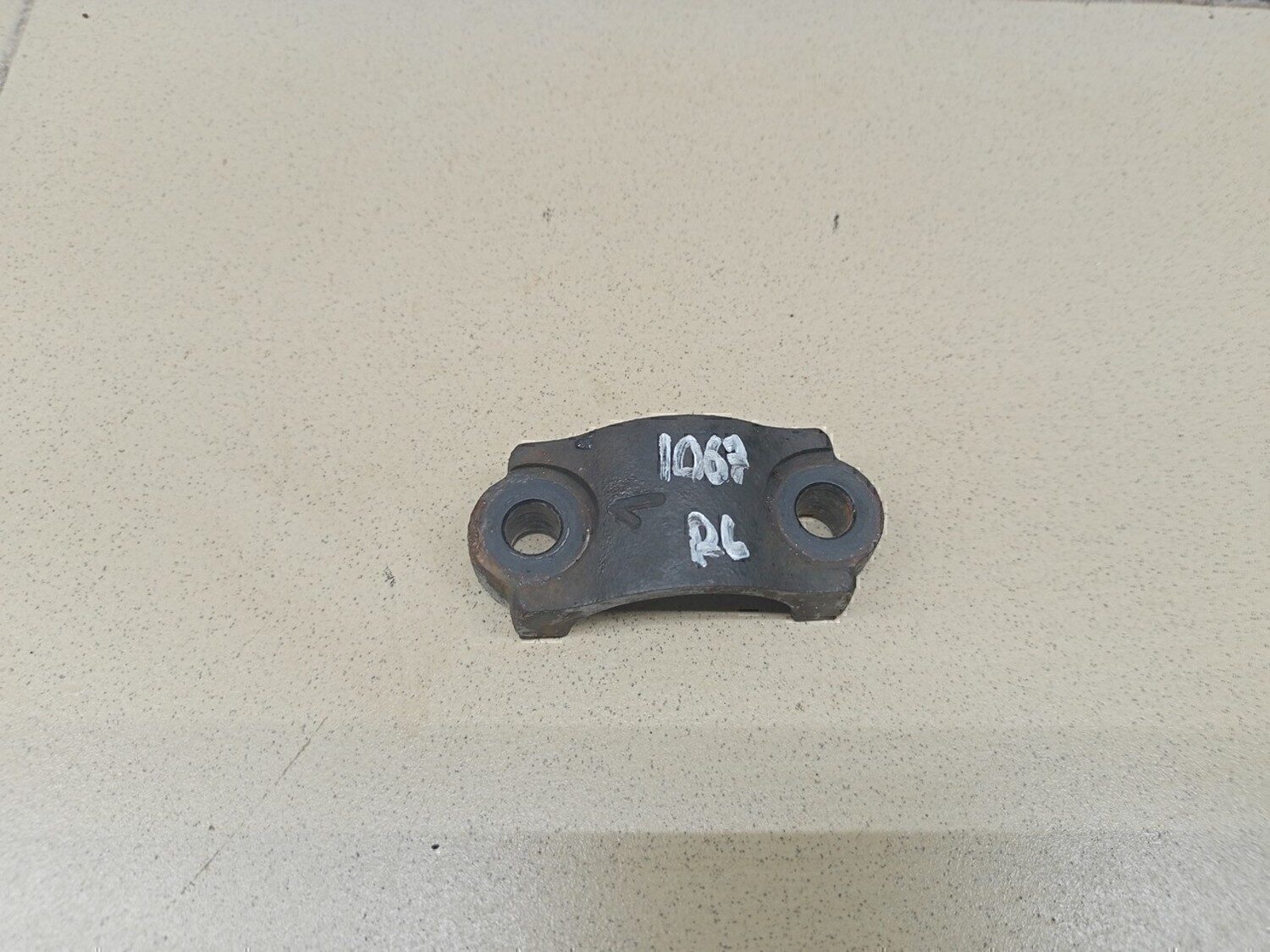 Кронштейн крепления заднего стабилизатора TOYOTA GX460 2009>