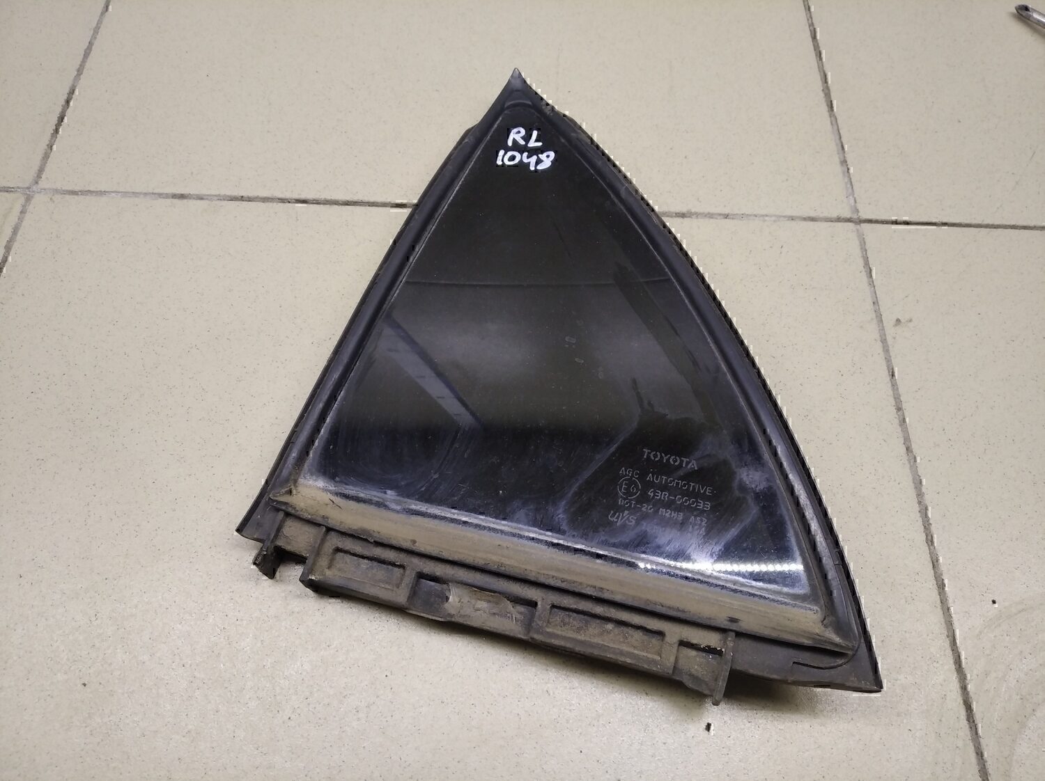 Стекло двери задней левой (форточка) TOYOTA Corolla E15 2006-2013