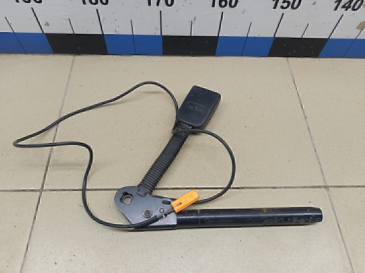 Ответная часть ремня безопасности FORD Focus I 1998-2004