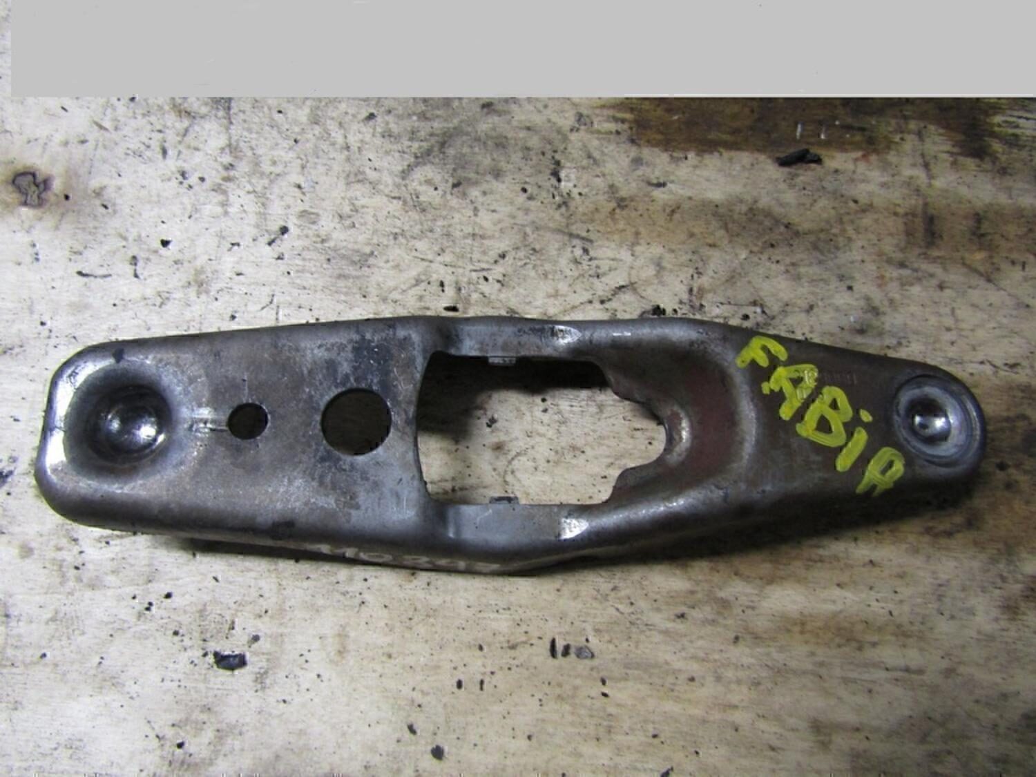 Вилка сцепления SKODA Fabia 1999-2006