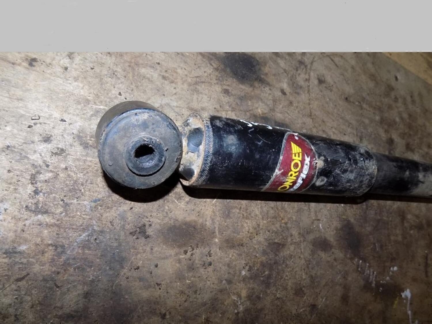 Амортизатор задний OPEL Vectra C 2002-2008